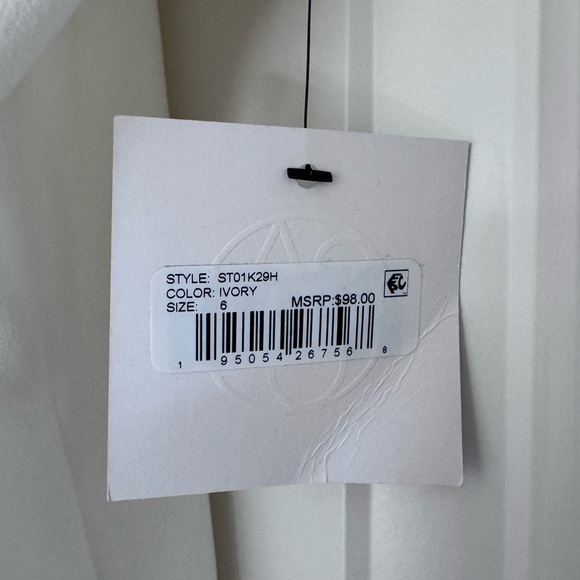 Sage Collective White Mini Dress - Picture 4 of 6